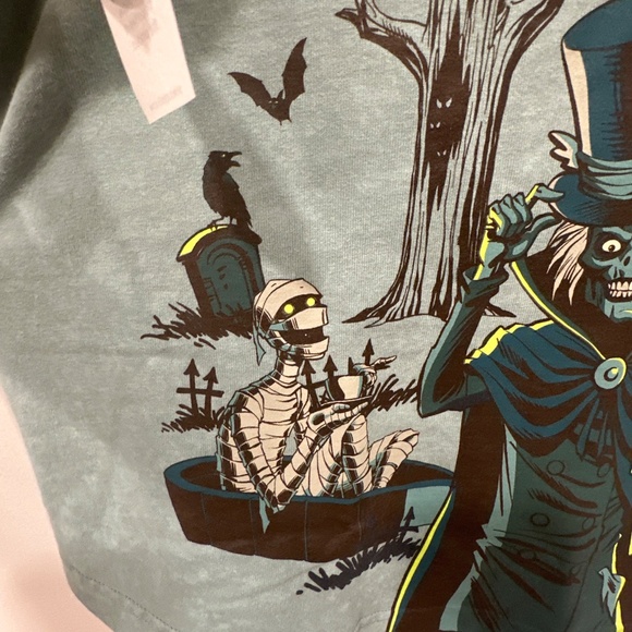 Disney HAUNTED MANSION Spirit Jersey Adult M Constance Hatbox Ghost Glow NEW - Picture 3 of 14